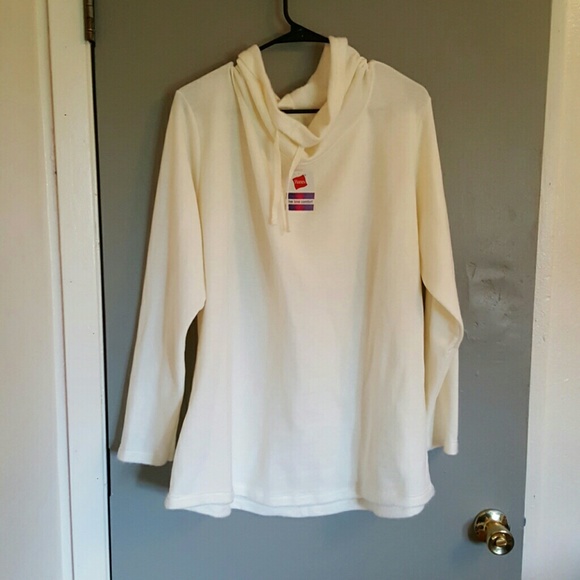 Hanes turtleneck