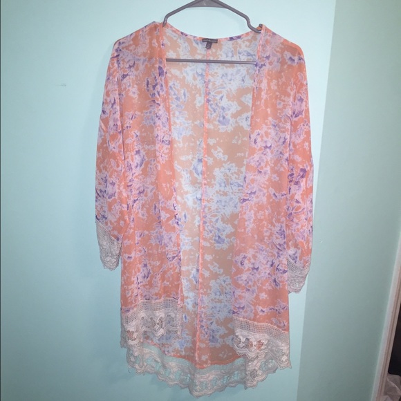 Charlotte Russe kimono with lace detail