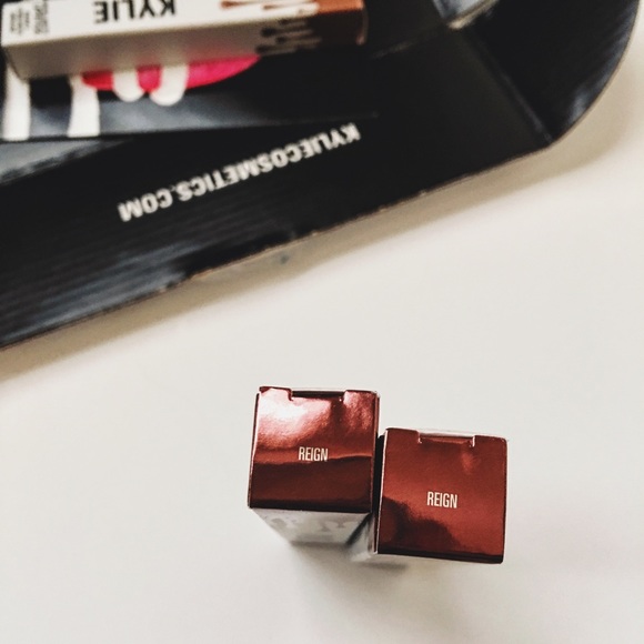 LAST ONE, BUY NOW ‼️Kylie Cosmetics Metal Reign - Picture 2 of 4