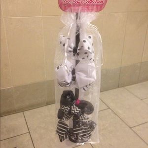 Justice hair bows 7 of them