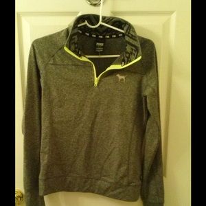 Long sleeve with zipper