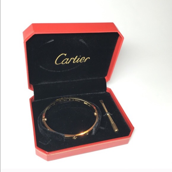 Gold bangle love bracelet