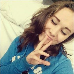 Meet your Posher, Makayla