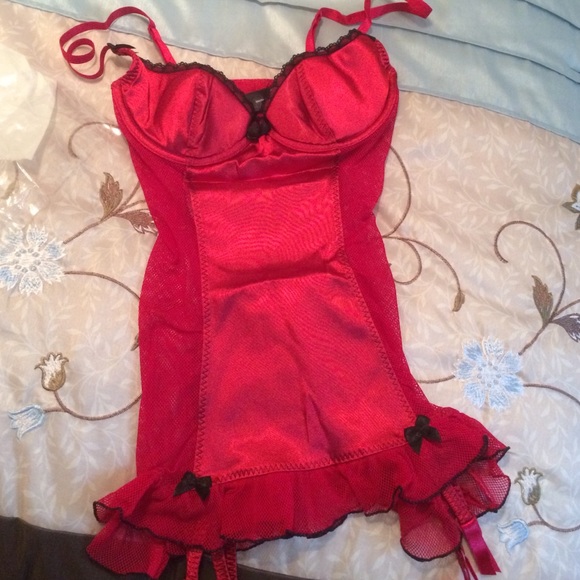 Red lingerie w thong panty. New, never worn.