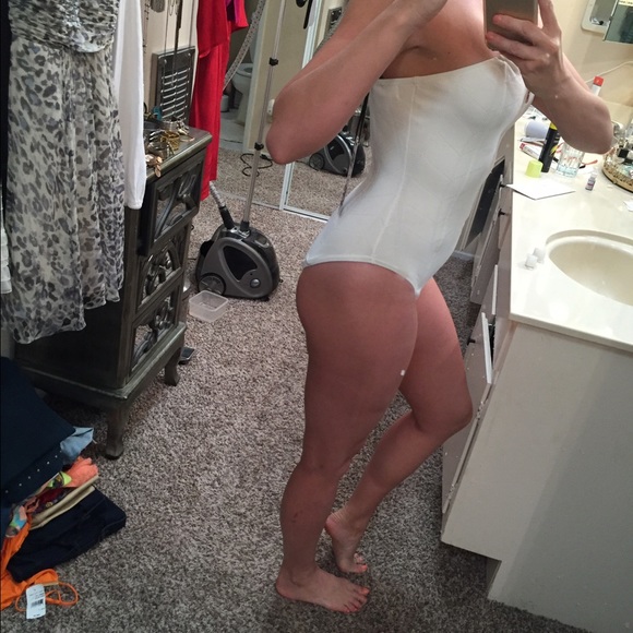 Beach Riot One Piece Bikini Size Small NWT - Picture 4 of 4