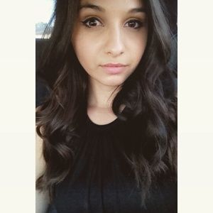 Meet your Posher, Marissa