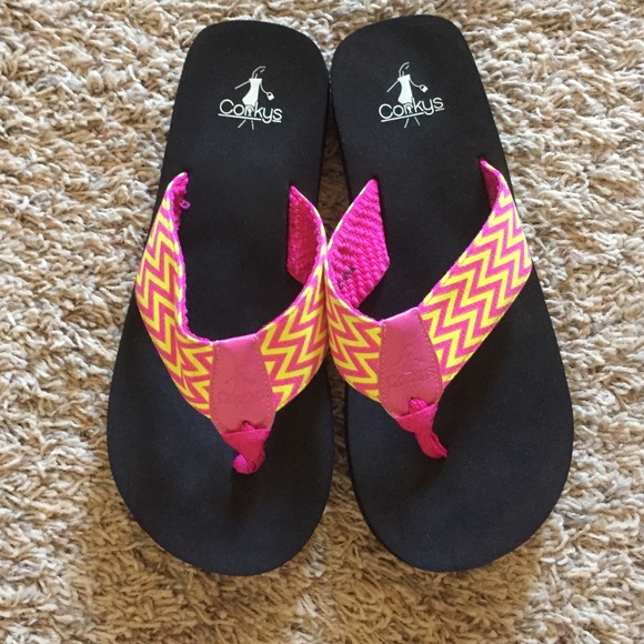 Corky's Flip Flops Size 8