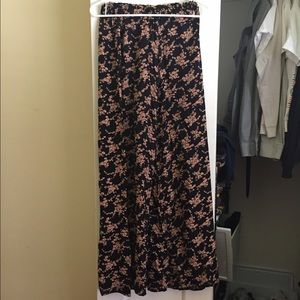 Rare brandy print alexah flowy pants! ✨