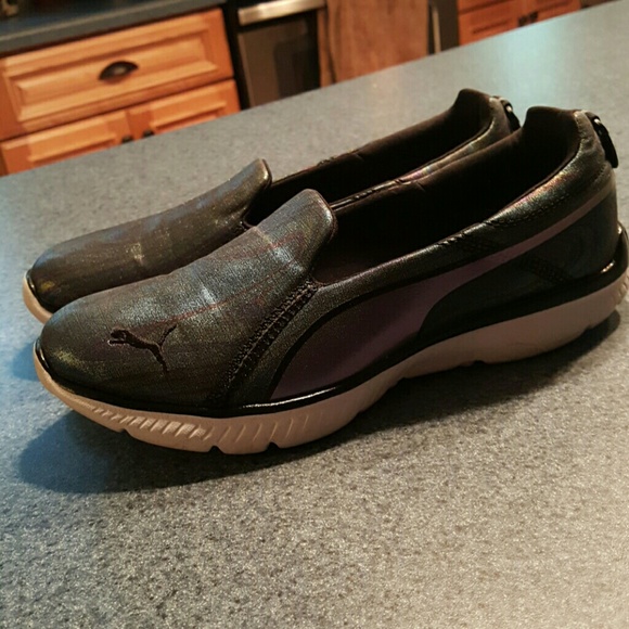 Puma shoes never worn