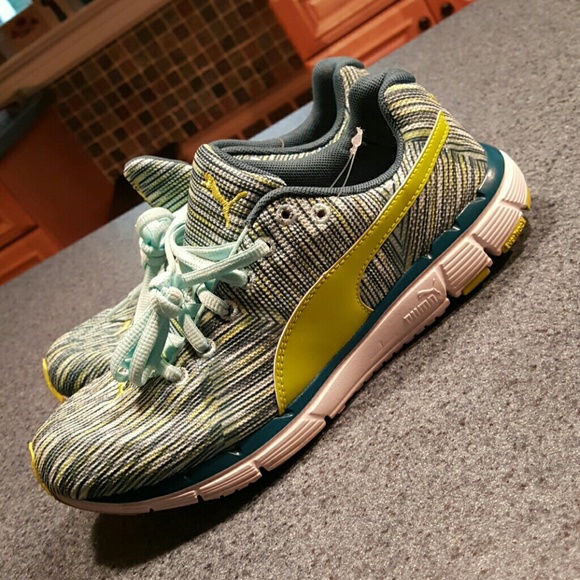 Shoes - Puma running shoes, never worn