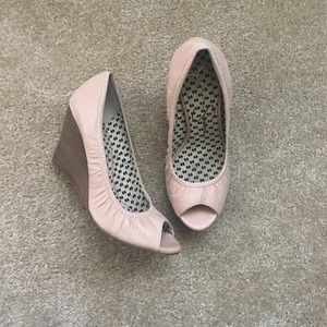 Pale pink Jessica Simpson 'Noah' peep toe wedges