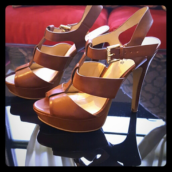 SOLD ON MERCARI GUESS Heels!!!