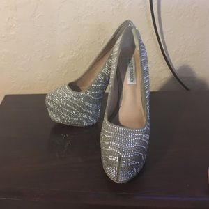 Steve Madden Dyvinal Heels