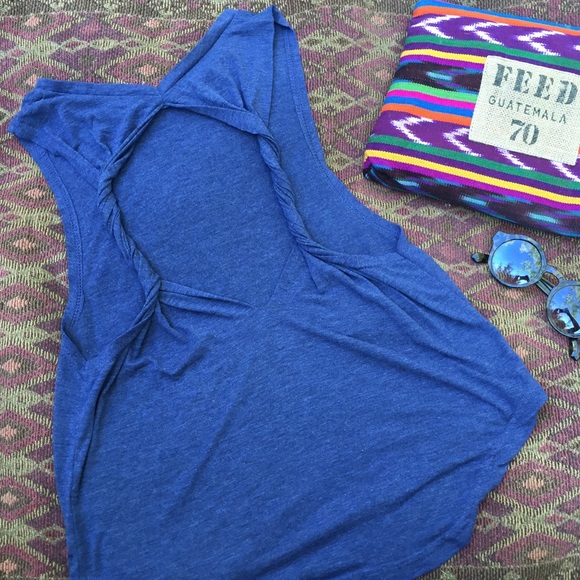 Twist back muscle t