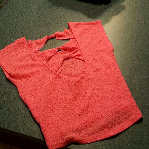 Top - Picture 2 of 2