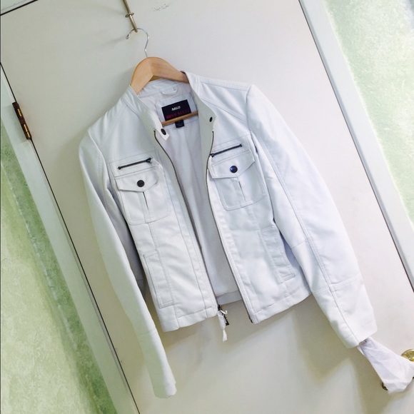M60 White Jacket