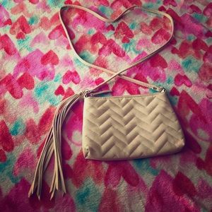 Quilted Crossbody with tassel