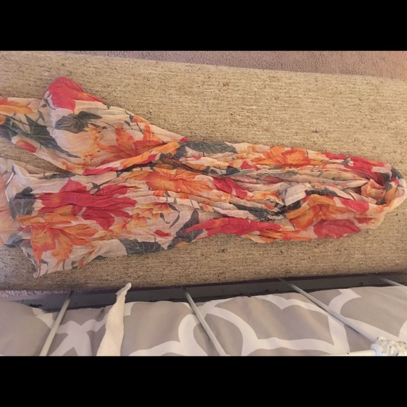 Beautiful Floral Scarf
