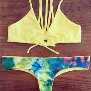 REVERSIBLE YELLOW/MULICOLORED BIKINI