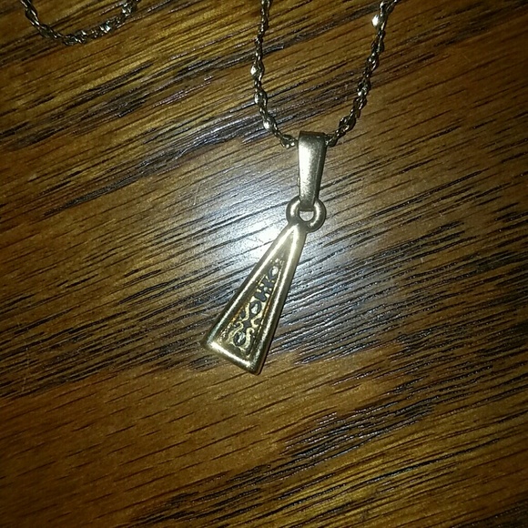 Gold pendant