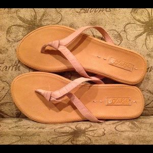 OluKai Leather Flip Flop in Blush Pink