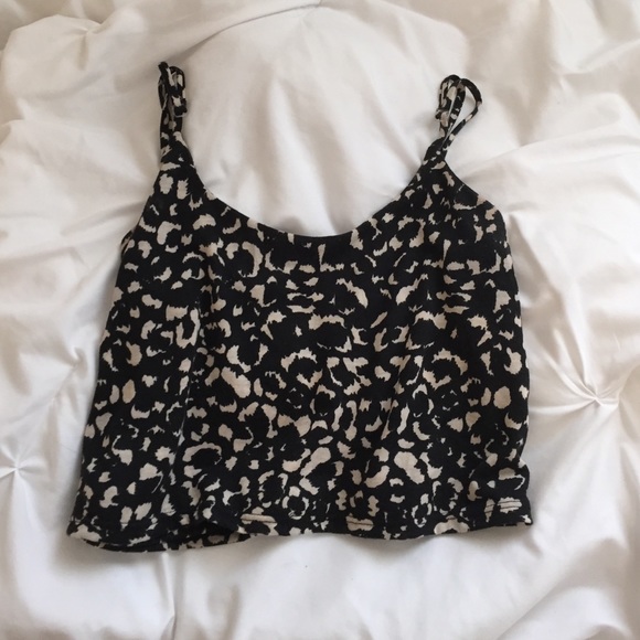 Tilly's Printed Cami Crop Top🐯