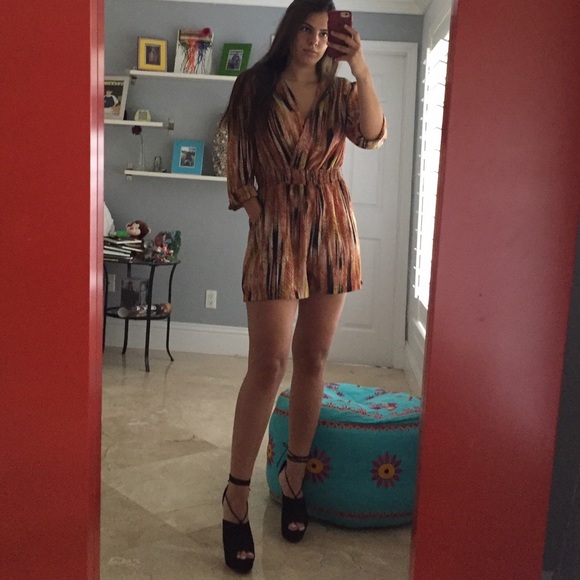 Romper - Picture 2 of 3