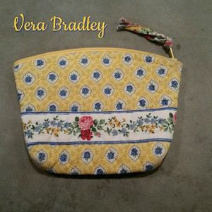 Adorable Vera Bradley Elizabeth cosmetics pouch