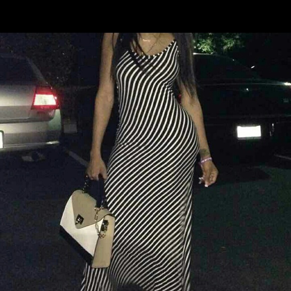Black & white maxi dress Jr L - Picture 1 of 2