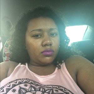 Meet your Posher, Angelique