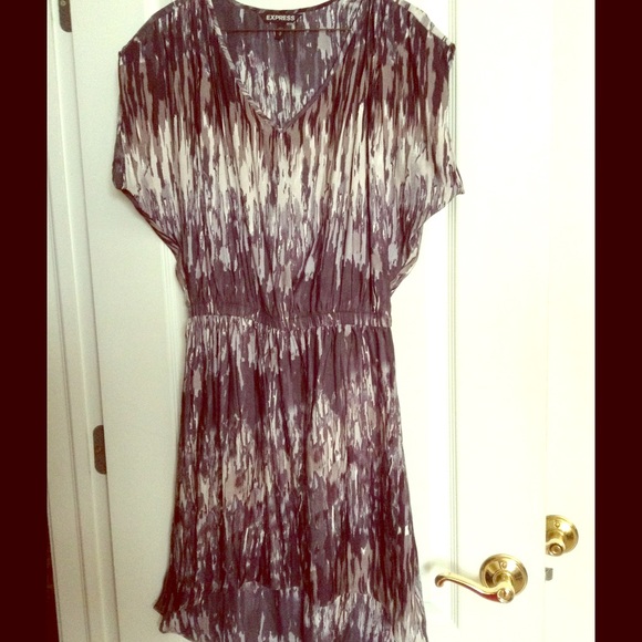 5/$20 Express Abstract Print High-Low Dress