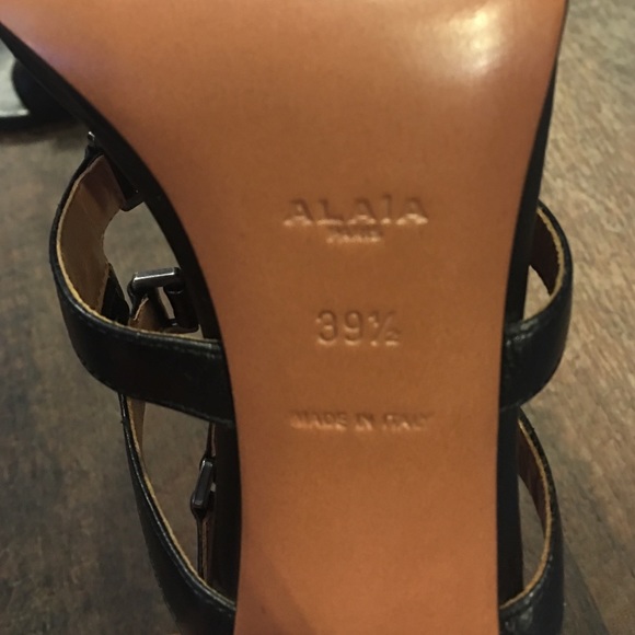 Alaia Paris black open-toe T strap Gladiator heel - Picture 3 of 4