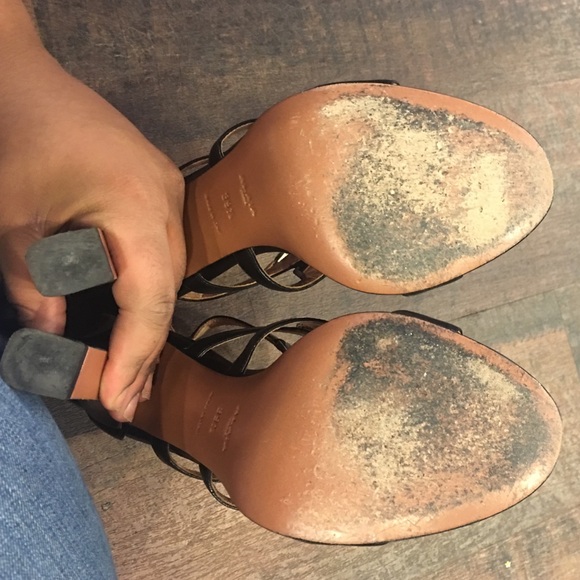 Alaia Paris black open-toe T strap Gladiator heel - Picture 4 of 4