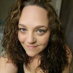 Meet your Posher, Misty