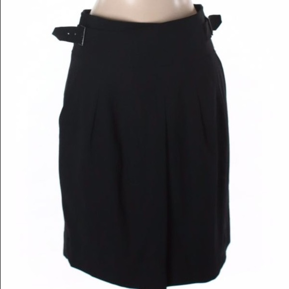 NWT BCBGMAXAZRIA Solid Black Pencil Skirt Size 4 - Picture 1 of 2