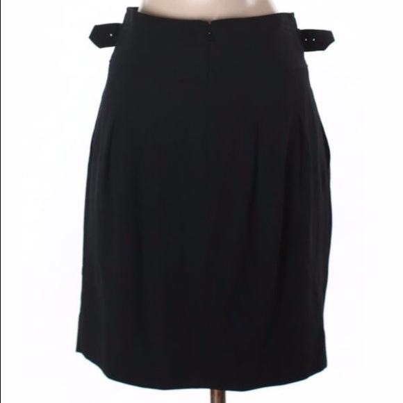 NWT BCBGMAXAZRIA Solid Black Pencil Skirt Size 4 - Picture 2 of 2