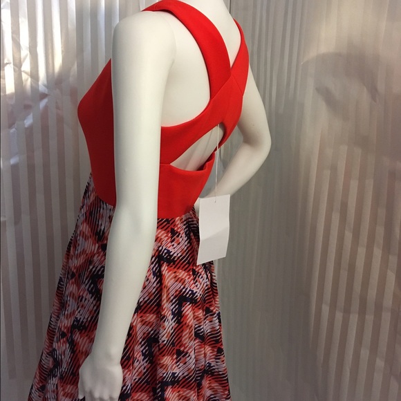 Guess - Picture 3 of 3