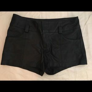 Alice + Olivia leather short