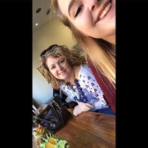 Meet your Posher, Ashton