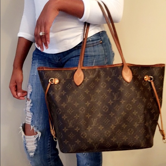 LOUIS VUITTON never full MM tote