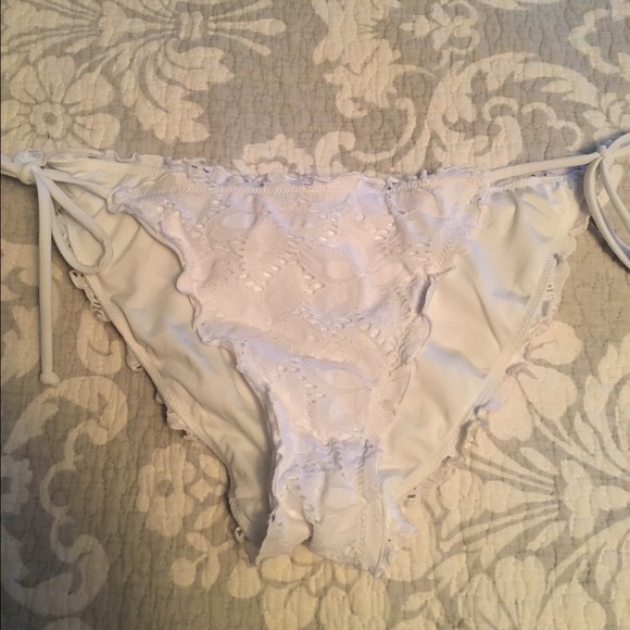 Vs bikini - Picture 2 of 3