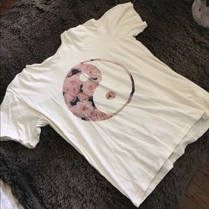 Brandy Melville tee