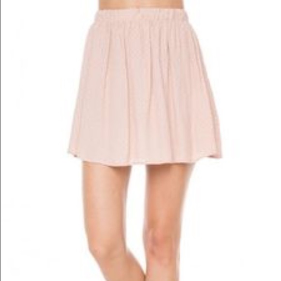 LAST CHANCE Blush pink Brandy Melville skirt - Picture 1 of 3