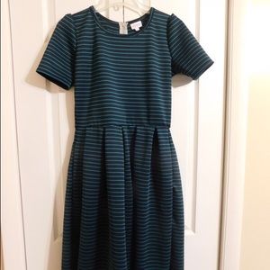 LuLaRoe Amelia Mediumn