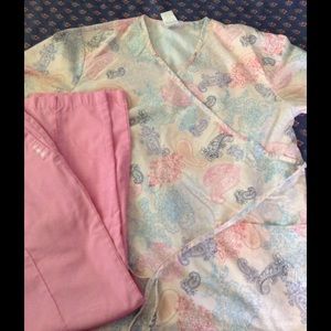 1 set of scrub top and pants preowned