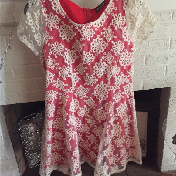 Beautiful lace detailed dress!