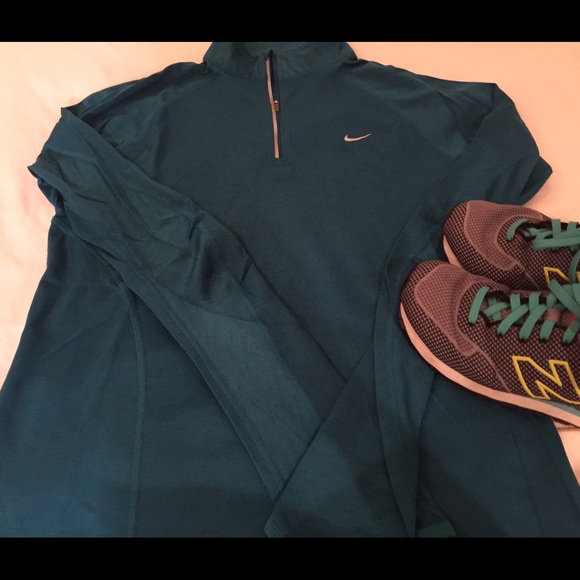 🚫 SOLD - teal nike half zip long sleeve shirt