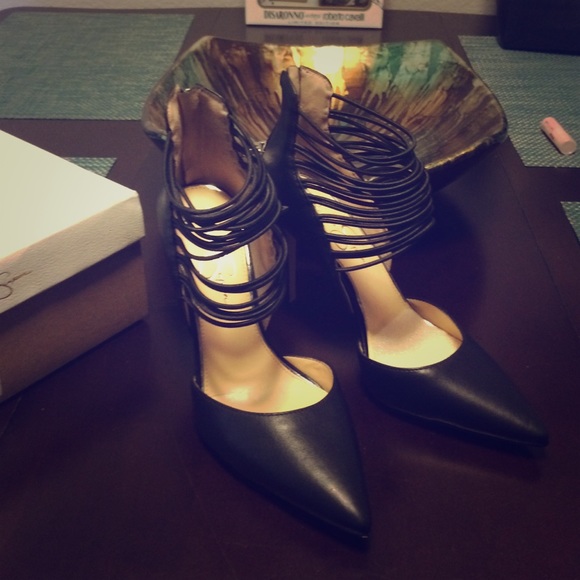 Jessica Simpson Shoes - ❤️Brand new Jessica Simpson pump size 9.5❤️