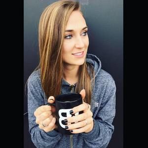 Meet your Posher, Rebekah