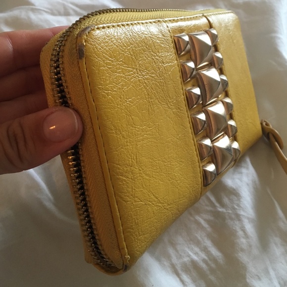 Aldo mustard yellow wallet - Picture 4 of 4